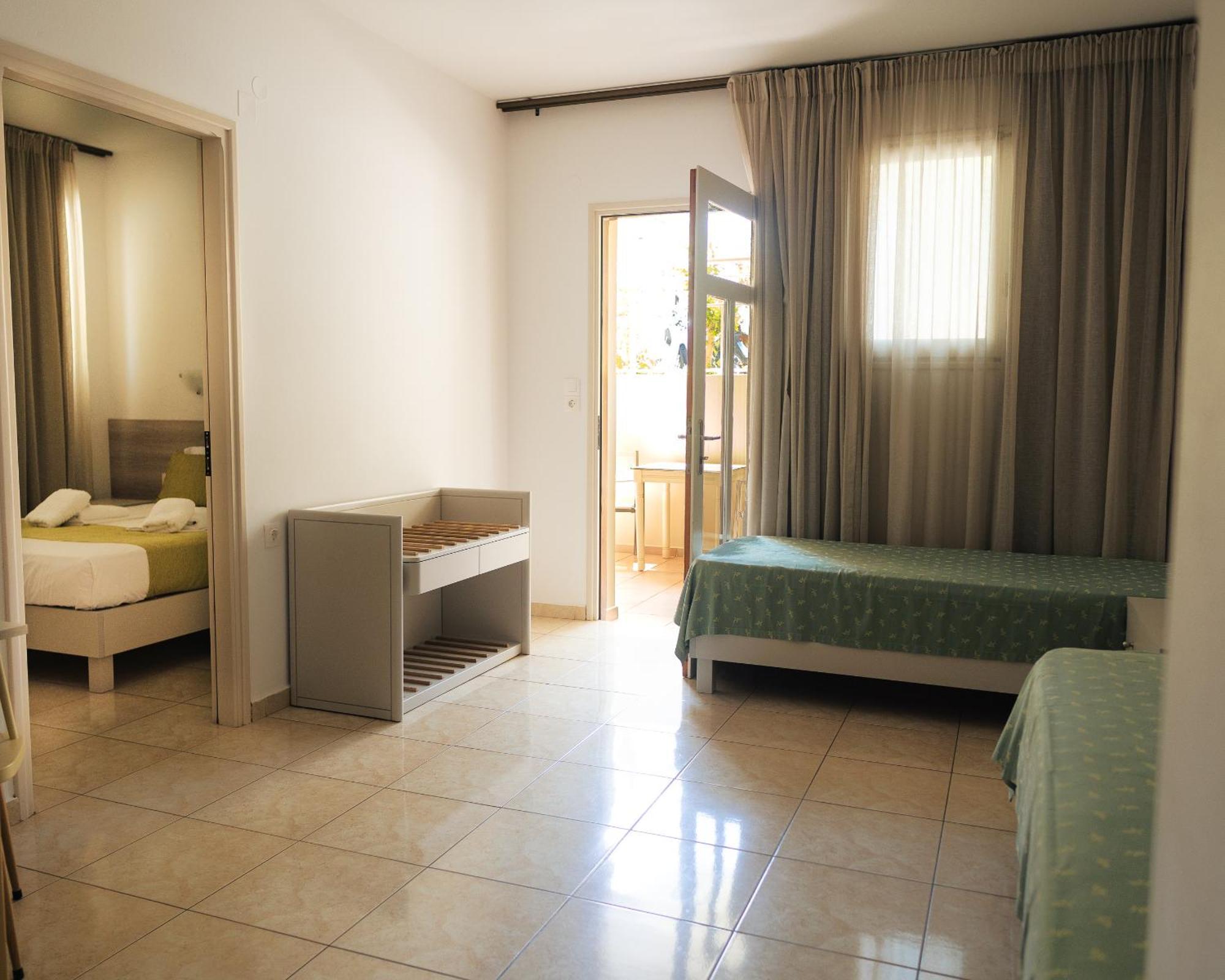Aparthotel Ilian &